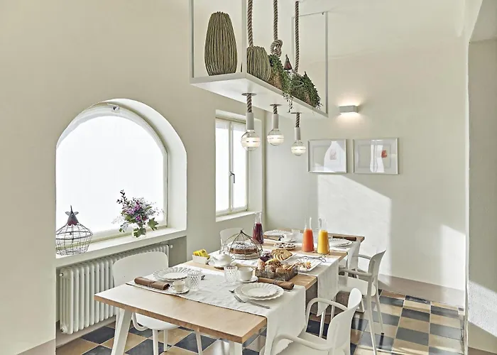 Dora Maison De Charme ゲストハウス イヴレーア